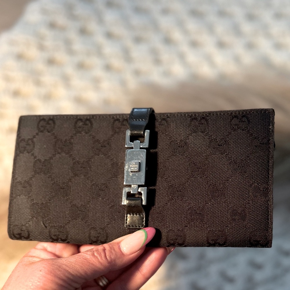 🖤Authentic🖤 GUCCI Monogram Continental Bardot Wallet